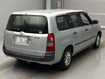 Toyota SUCCEED