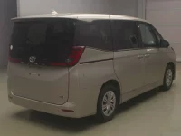 Toyota NOAH лот № 80054 оценка RA  с аукциона в Японии 1