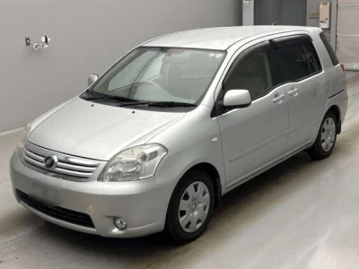 Toyota RAUM
