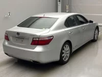 Lexus LS лот № 10036 оценка R  с аукциона в Японии 1