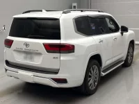 Toyota LAND CRUISER лот № 12334 оценка 4.5  с аукциона в Японии 1