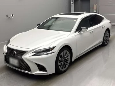 Lexus LS  с аукциона в Японии