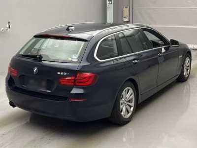 BMW 5-Series  с аукциона в Японии