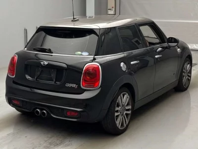 BMW MINI