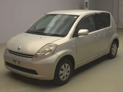 Toyota PASSO  с аукциона в Японии