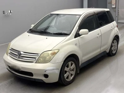 Toyota IST
