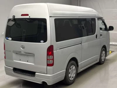 Toyota REGIUS ACE VAN