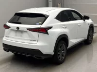 Lexus NX лот № 10017 оценка 4  с аукциона в Японии 1