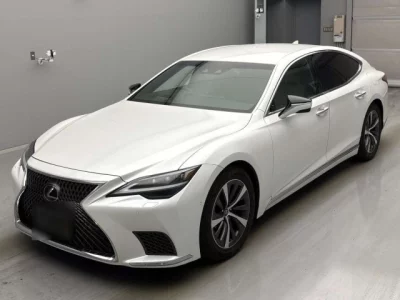 Lexus LS  с аукциона в Японии