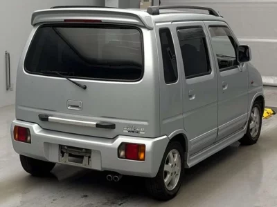 Suzuki WAGON R  с аукциона в Японии