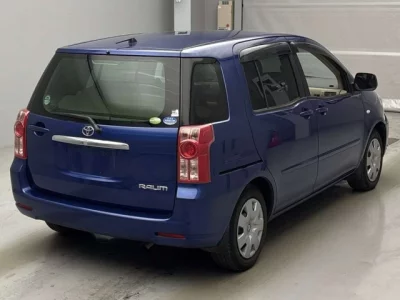 Toyota RAUM