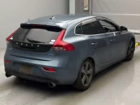 Volvo V40 лот № 5077 оценка 3.5  с аукциона в Японии 1