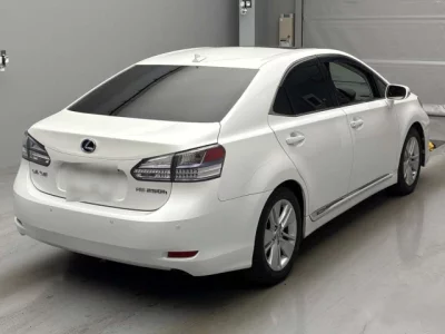 Lexus HS