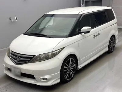 Honda ELYSION