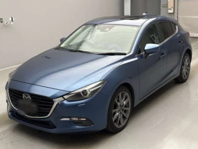 Mazda AXELA  с аукциона в Японии