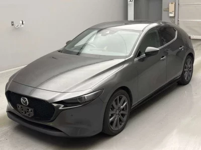 Mazda MAZDA3  с аукциона в Японии