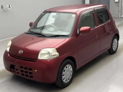 Daihatsu Esse