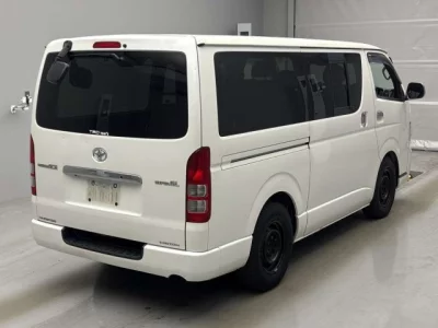 Toyota REGIUS ACE VAN