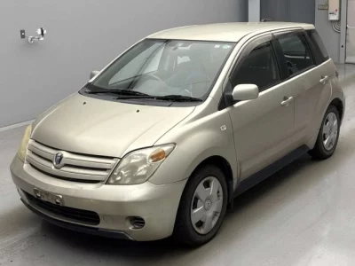Toyota IST