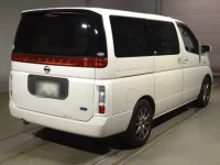 Nissan ELGRAND лот № 44 оценка R  с аукциона в Японии 1
