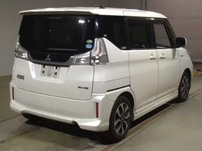 Mitsubishi DELICA D2