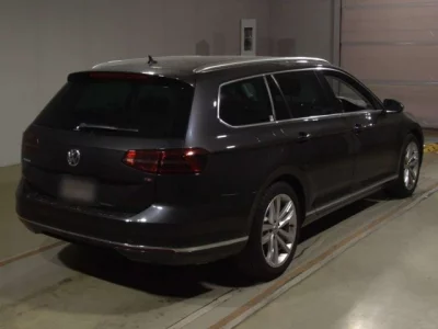 Volkswagen PASSAT VARIANT