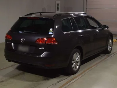 Volkswagen GOLF VARIANT