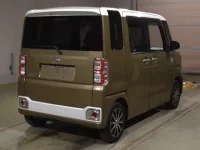 Toyota PIXIS MEGA лот № 3005 оценка 4.5  с аукциона в Японии 1