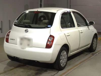 Nissan MARCH  с аукциона в Японии