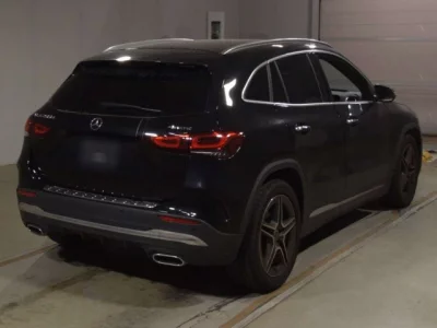 Mercedes-Benz GLA CLASS