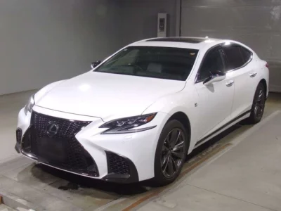 Lexus LS  с аукциона в Японии