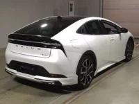 Toyota PRIUS PHV лот № 241 оценка R  с аукциона в Японии 1