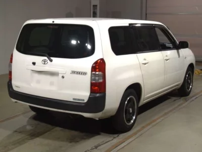 Toyota SUCCEED