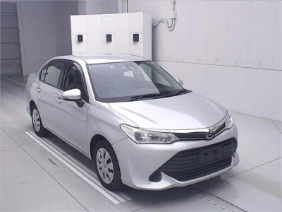 Toyota COROLLA AXIO  с аукциона в Японии