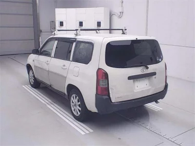 Toyota PROBOX  с аукциона в Японии
