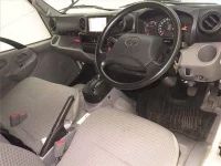 Toyota DYNA лот № 2163 оценка 3  с аукциона в Японии 2