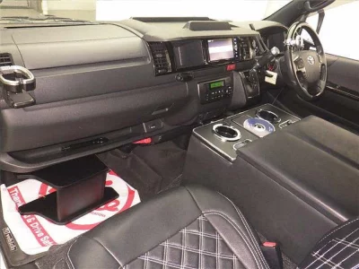 Toyota HIACE VAN  с аукциона в Японии