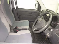 Toyota PIXIS VAN лот № 70082 оценка ***  с аукциона в Японии 4