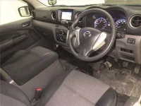 Nissan CARAVAN VAN лот № 2213 оценка 3.5  с аукциона в Японии 2