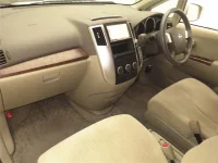 Nissan PRESAGE лот № 70296 оценка 3.5  с аукциона в Японии 3