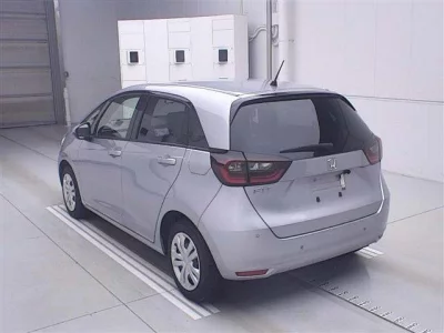 Honda FIT  с аукциона в Японии