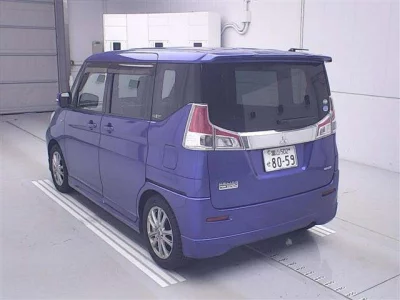 Mitsubishi DELICA D2