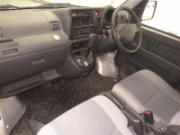 Daihatsu HIJET VAN лот № 70007 оценка 3  с аукциона в Японии 3