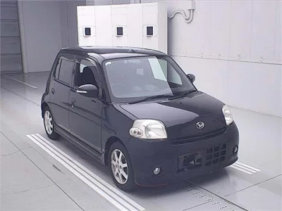 Daihatsu Esse