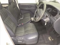 Toyota TOWN ACE VAN лот № 70397 оценка 3  с аукциона в Японии 4