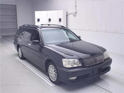 Toyota CROWN ESTATE