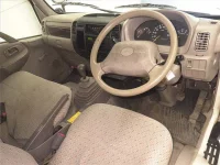 Toyota DYNA лот № 70402 оценка 3.5  с аукциона в Японии 2