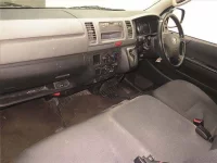 Toyota HIACE VAN лот № 30095 оценка 3  с аукциона в Японии 3