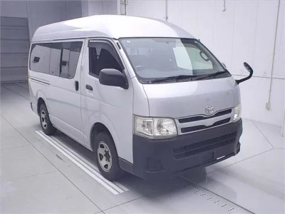 Toyota HIACE VAN  с аукциона в Японии