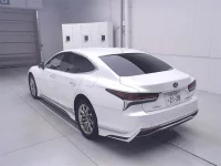 Lexus LS лот № 60304 оценка 4  с аукциона в Японии 1